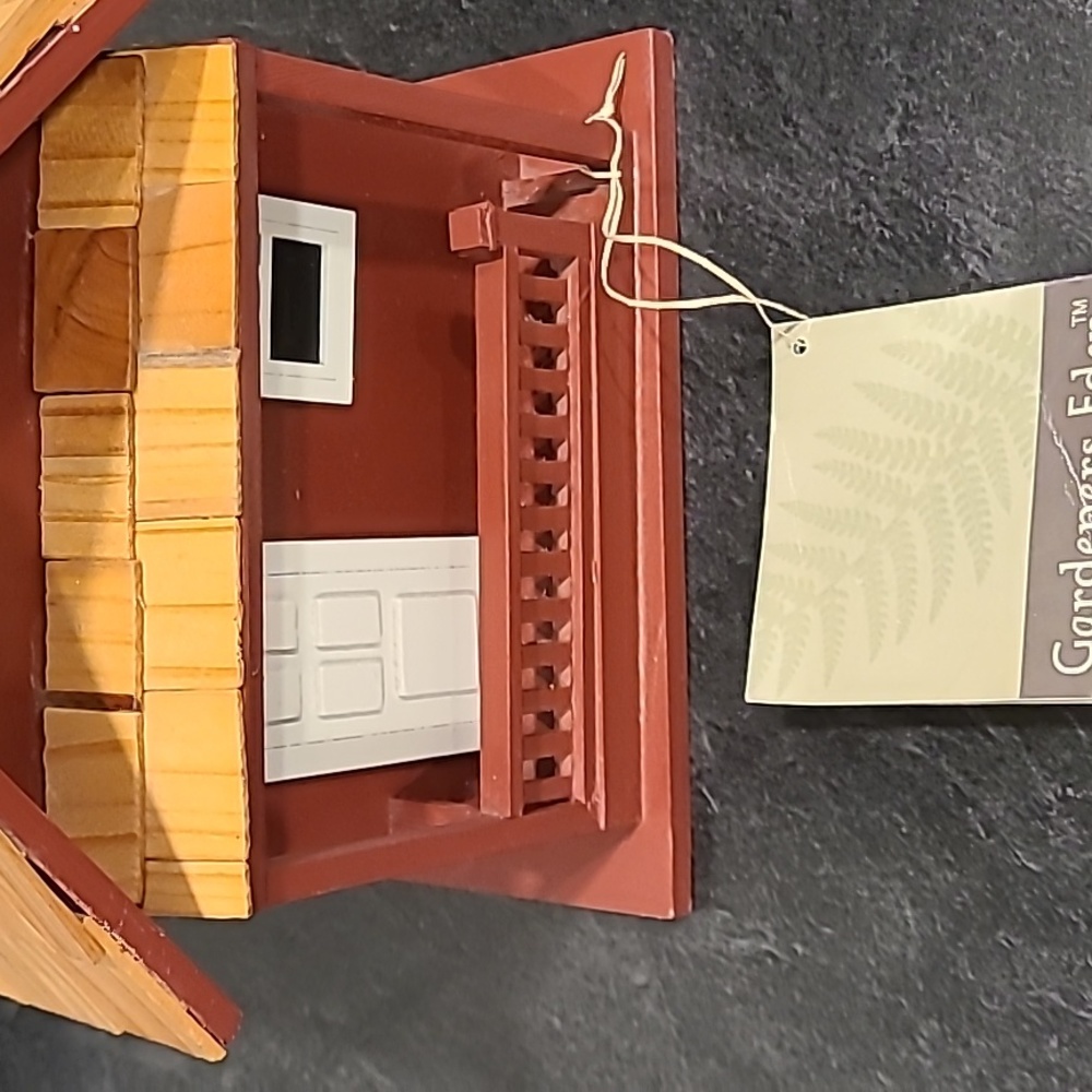 Birdhouse